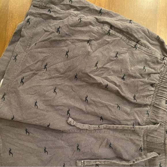Hollister Dark Gray Logo Sleep Shorts, XS - Picture 2 of 5